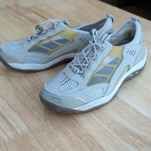 Bass Black and Gray Sole